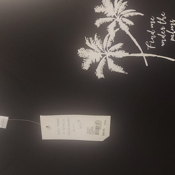 New Sleep Top. 11/2021 - Picture 3 of 7